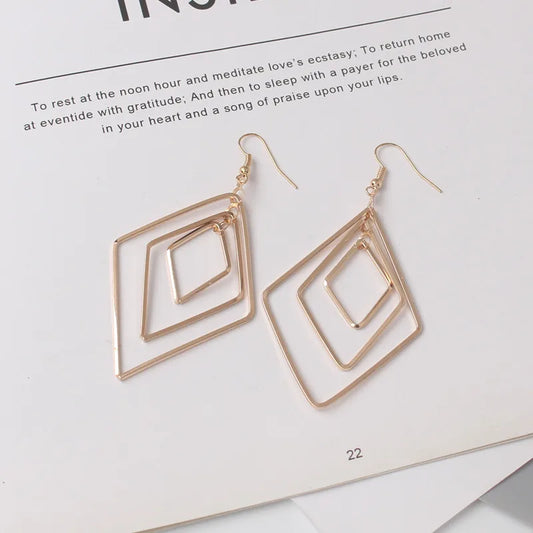 β¨ Geometric Hollow Drop Earrings