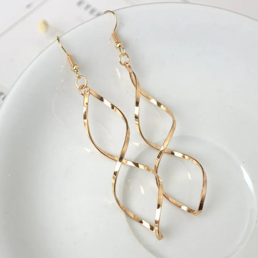 🌊 Spiral Wave Drop Earrings