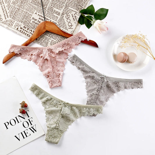 π Sexy Women's Hollow Fashion Lace Thongs