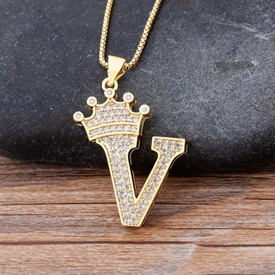 👑 Fashion Luxury A-Z Crown Alphabet Pendant Necklace