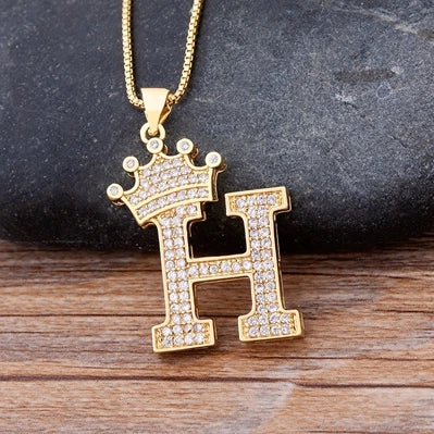 👑 Fashion Luxury A-Z Crown Alphabet Pendant Necklace