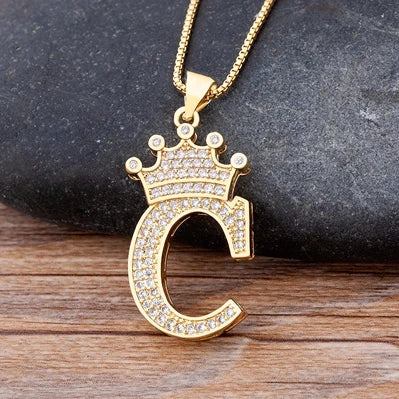 👑 Fashion Luxury A-Z Crown Alphabet Pendant Necklace