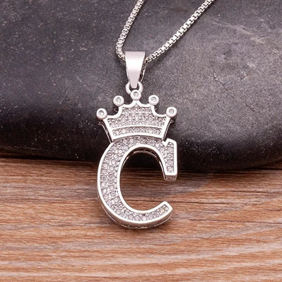 👑 Fashion Luxury A-Z Crown Alphabet Pendant Necklace