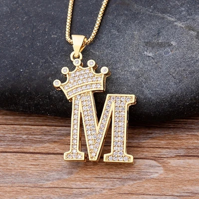 👑 Fashion Luxury A-Z Crown Alphabet Pendant Necklace