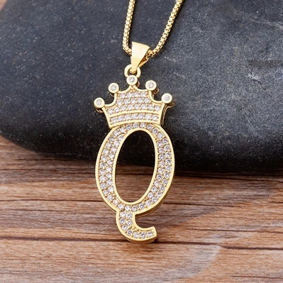 👑 Fashion Luxury A-Z Crown Alphabet Pendant Necklace