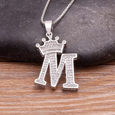👑 Fashion Luxury A-Z Crown Alphabet Pendant Necklace