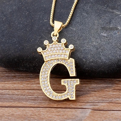 👑 Fashion Luxury A-Z Crown Alphabet Pendant Necklace