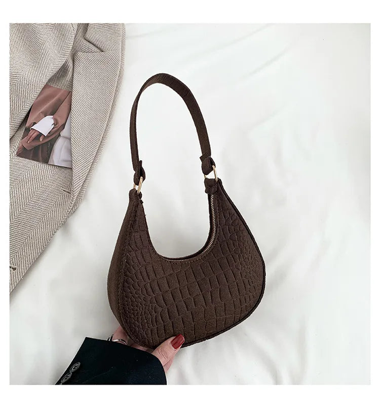 👜 Vintage Korean Underarm Bag – Soft Style & Structure