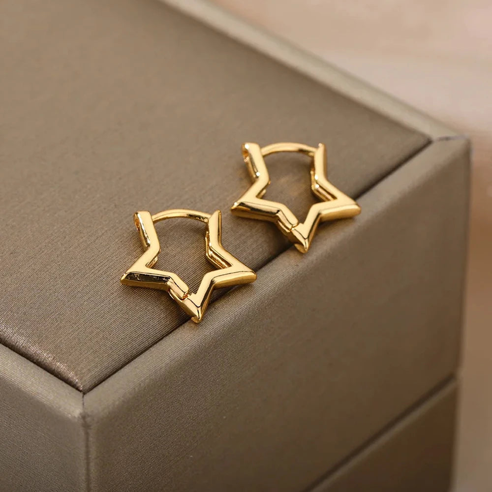 ✨ Heart Stainless Steel Hoop Earrings – Sparkling Elegance