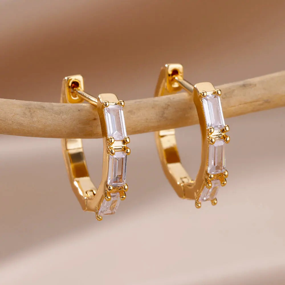 ✨ Heart Stainless Steel Hoop Earrings – Sparkling Elegance