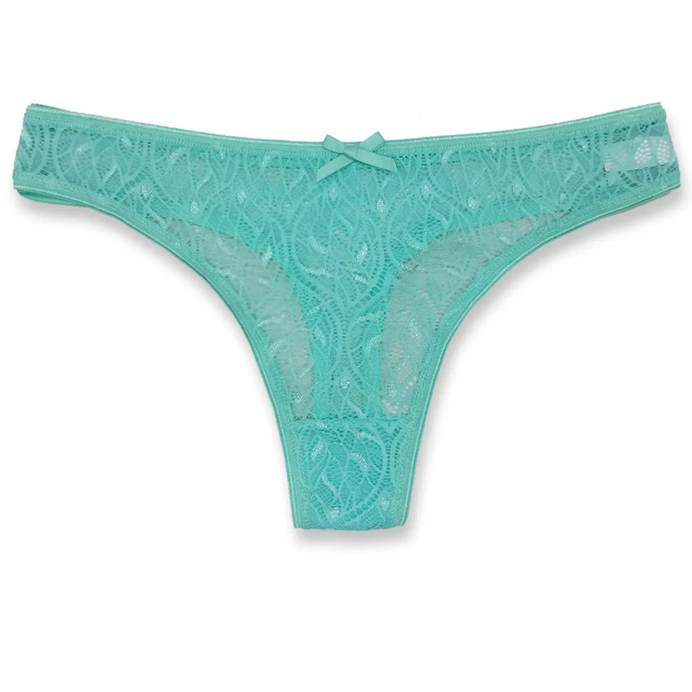 💖 Lace Patchwork Thong – Elegant Comfort Fit