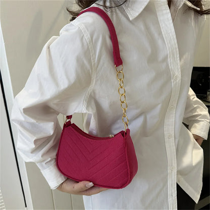 👜 Retro Felt Underarm Bag – Timeless & Trendy