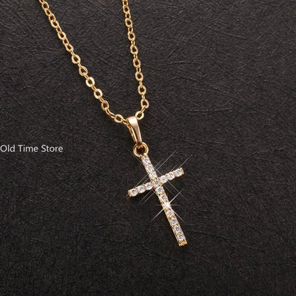 🌟 Gold Cross Necklace – Elegant Faith-Inspired Jewelry