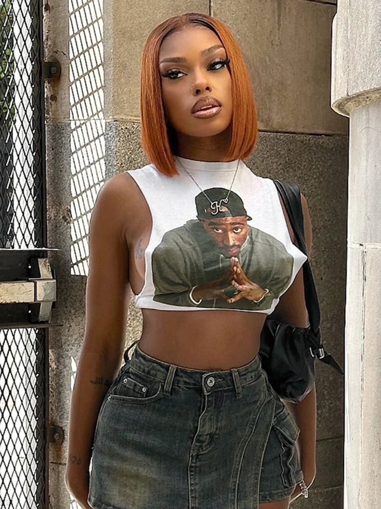 🎨 Portrait Power – The Y2K Graphic Crop Top