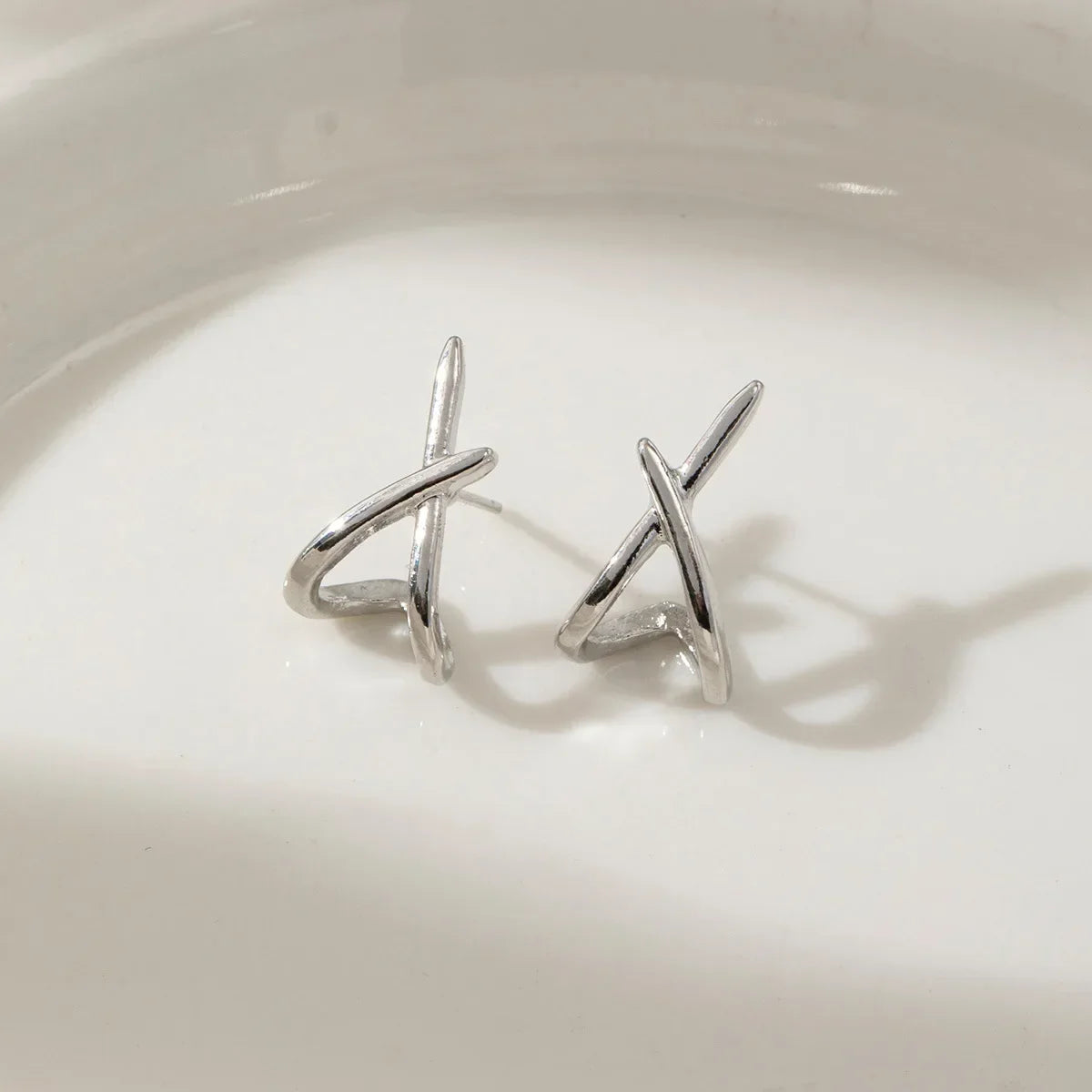 ✨ Trendy Gold Cross Stud Earrings – Minimalist Chic