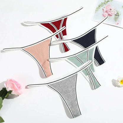 🌸 Seamless Cotton Thong – Soft & Sexy Comfort