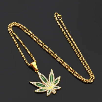 🍁 Vintage Style Inlaid Metal Maple Leaf Necklace