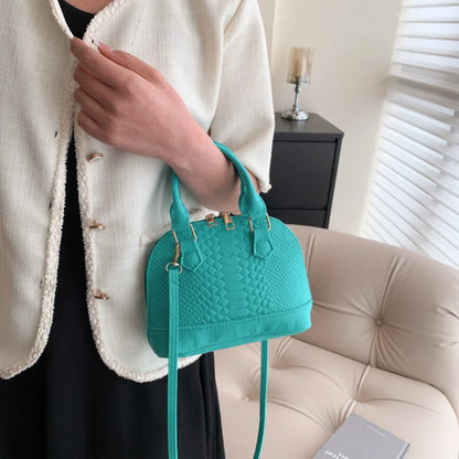 👜 Vintage Crocodile Pattern Shell Bag – Chic & Timeless