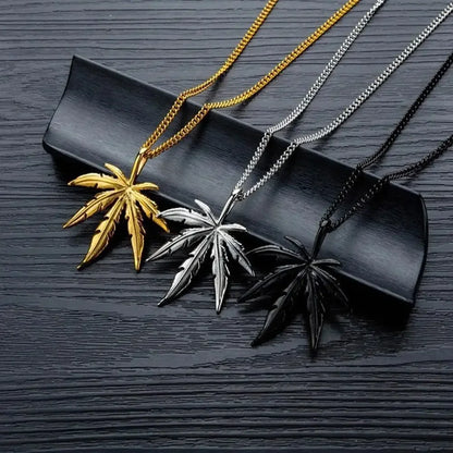 🍁 Hot Fashion Maple Leaf Pendant Necklace