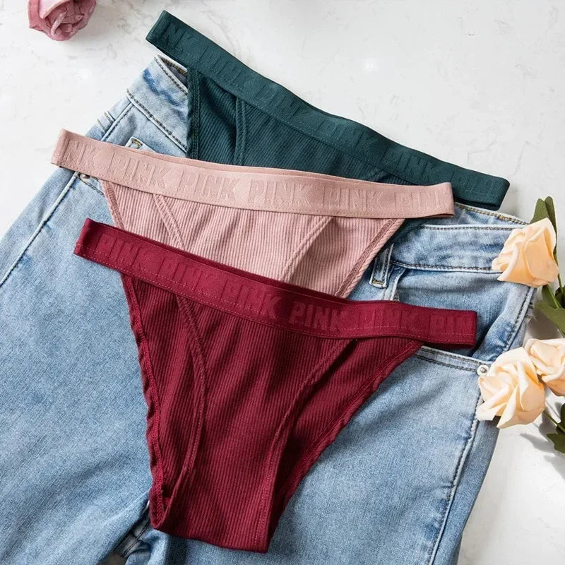 🩷 Comfort Cotton Panties – Everyday Softness & Fit