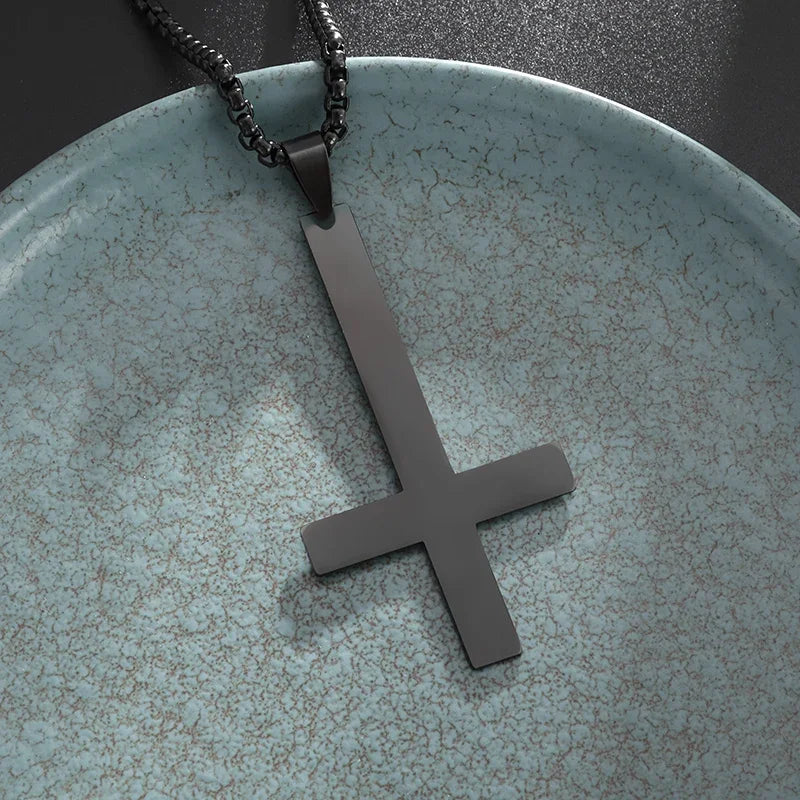 ✝️ Vintage Ice Jesus Pendant