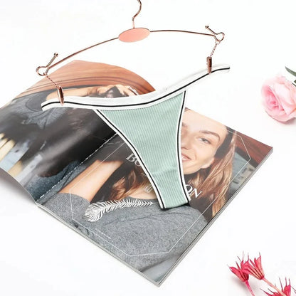 🌸 Seamless Cotton Thong – Soft & Sexy Comfort