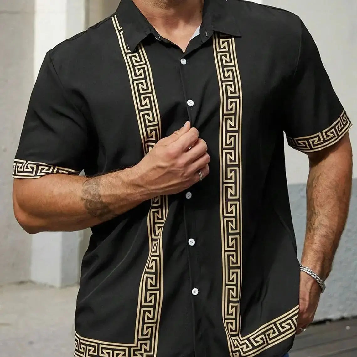 👑 Retro Men's Short Sleeve Shirt