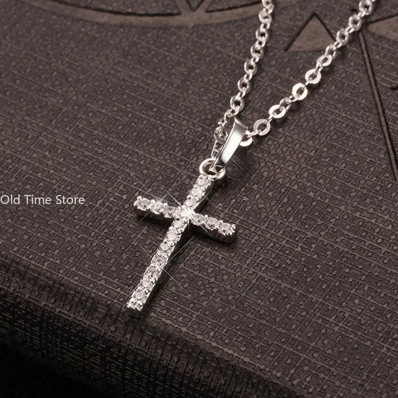 🌟 Gold Cross Necklace – Elegant Faith-Inspired Jewelry